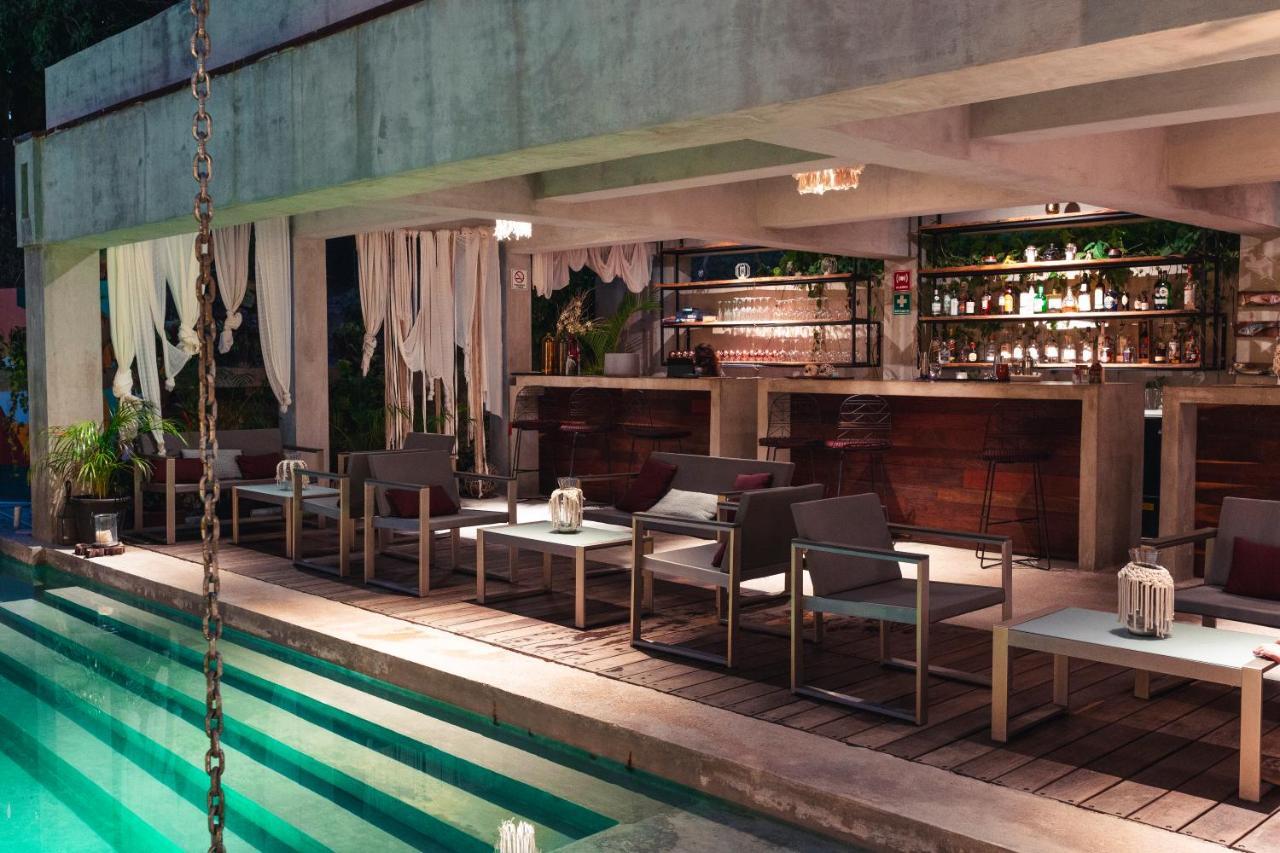 Hotel Makaaba Eco-Boutique Bacalar Exterior photo The bar at the rooftop pool
